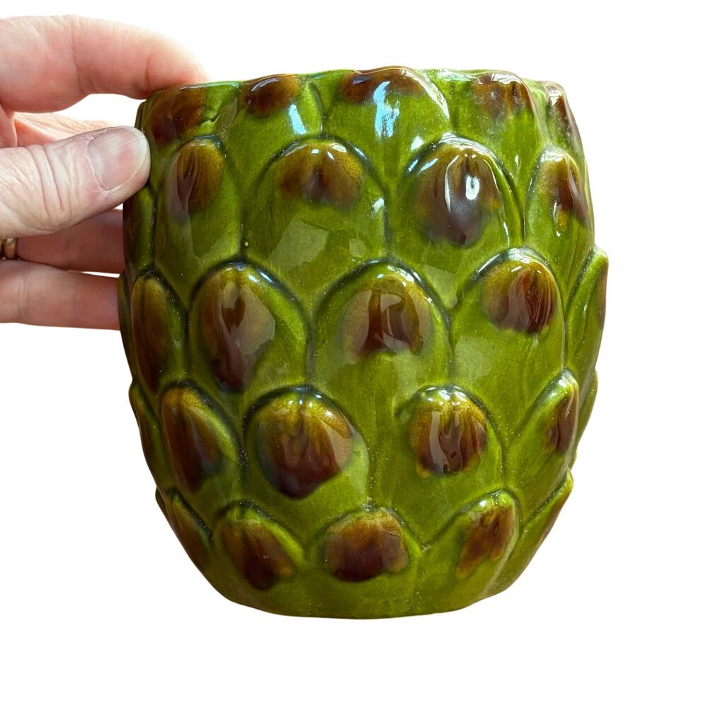 Artichoke wall pocket Made in Italy hand painted ceramic vase to hang in kitchen